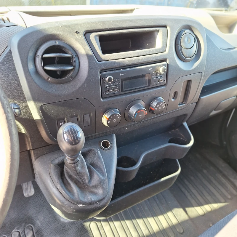 Renault Master 2.3 DCI, снимка 8 - Бусове и автобуси - 48603786