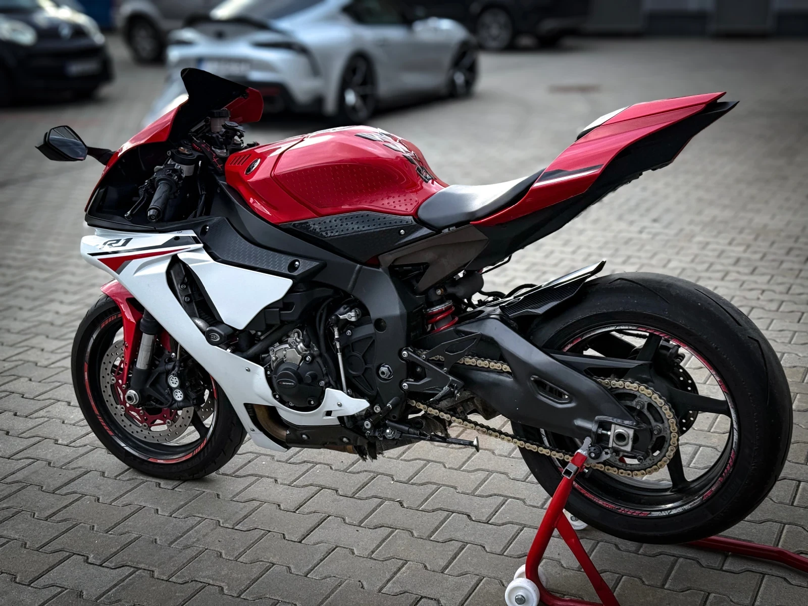 Yamaha YZF-R1  - изображение 7