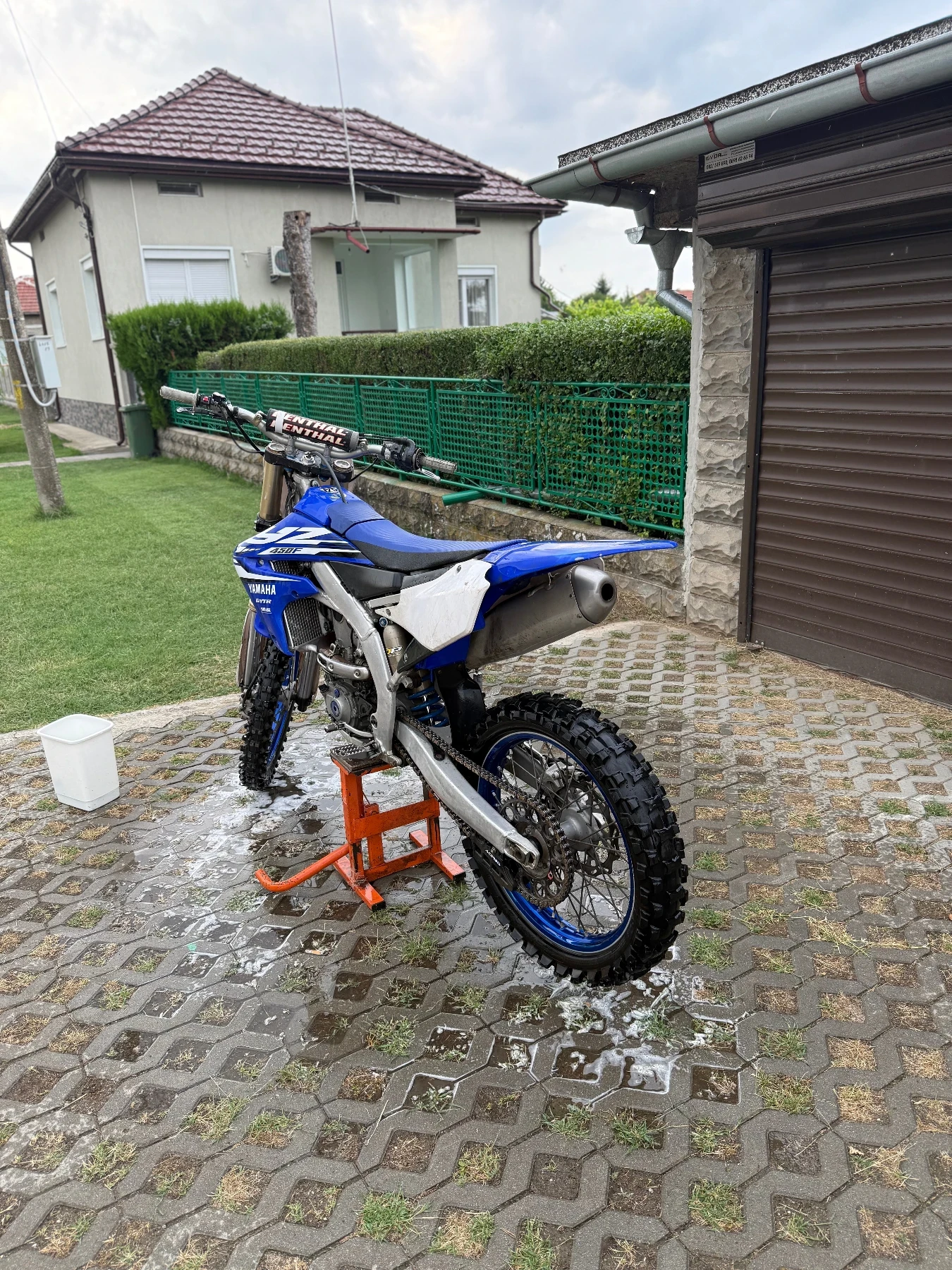 Yamaha Yzf