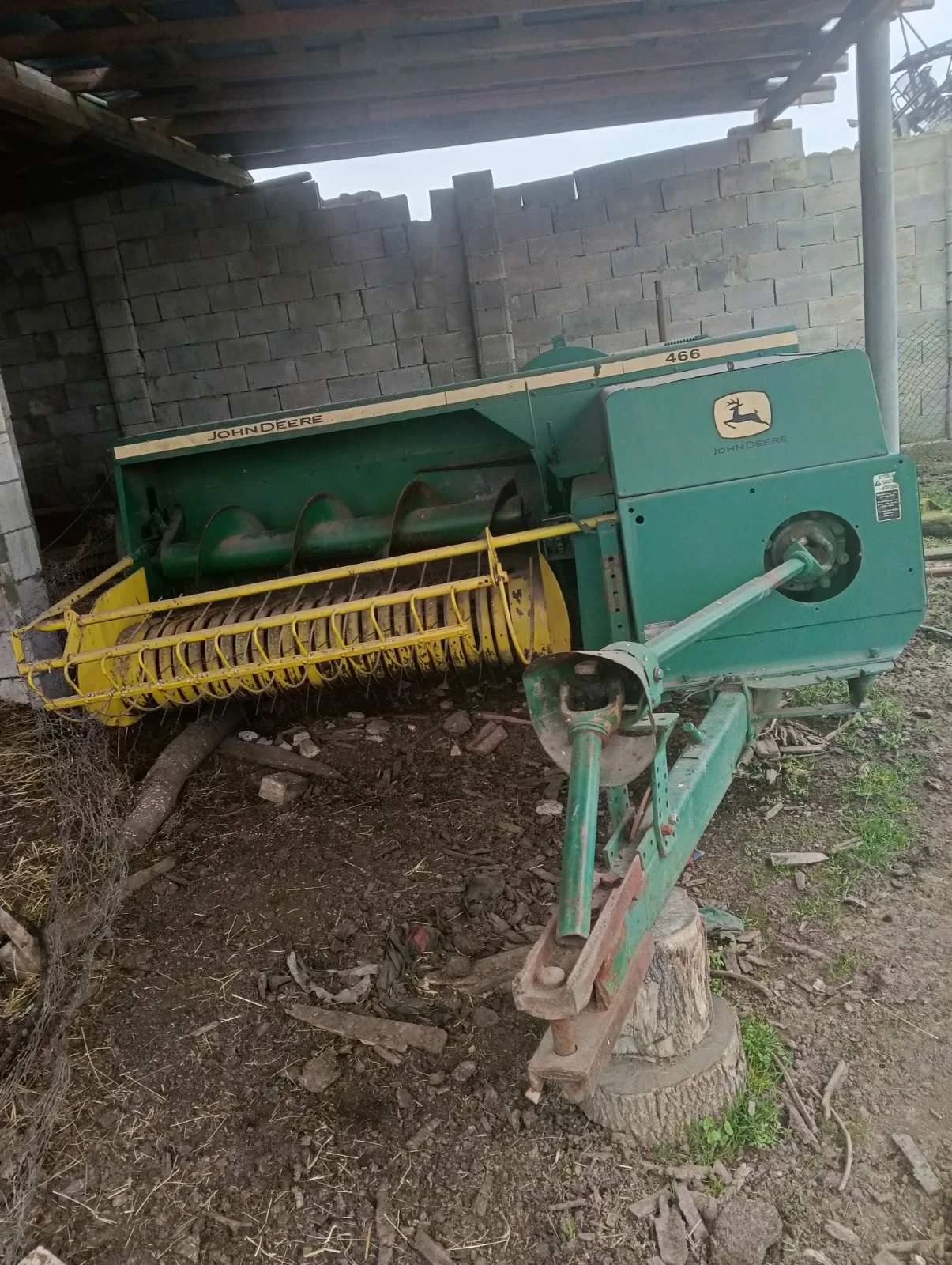 Балировачка John Deere 466