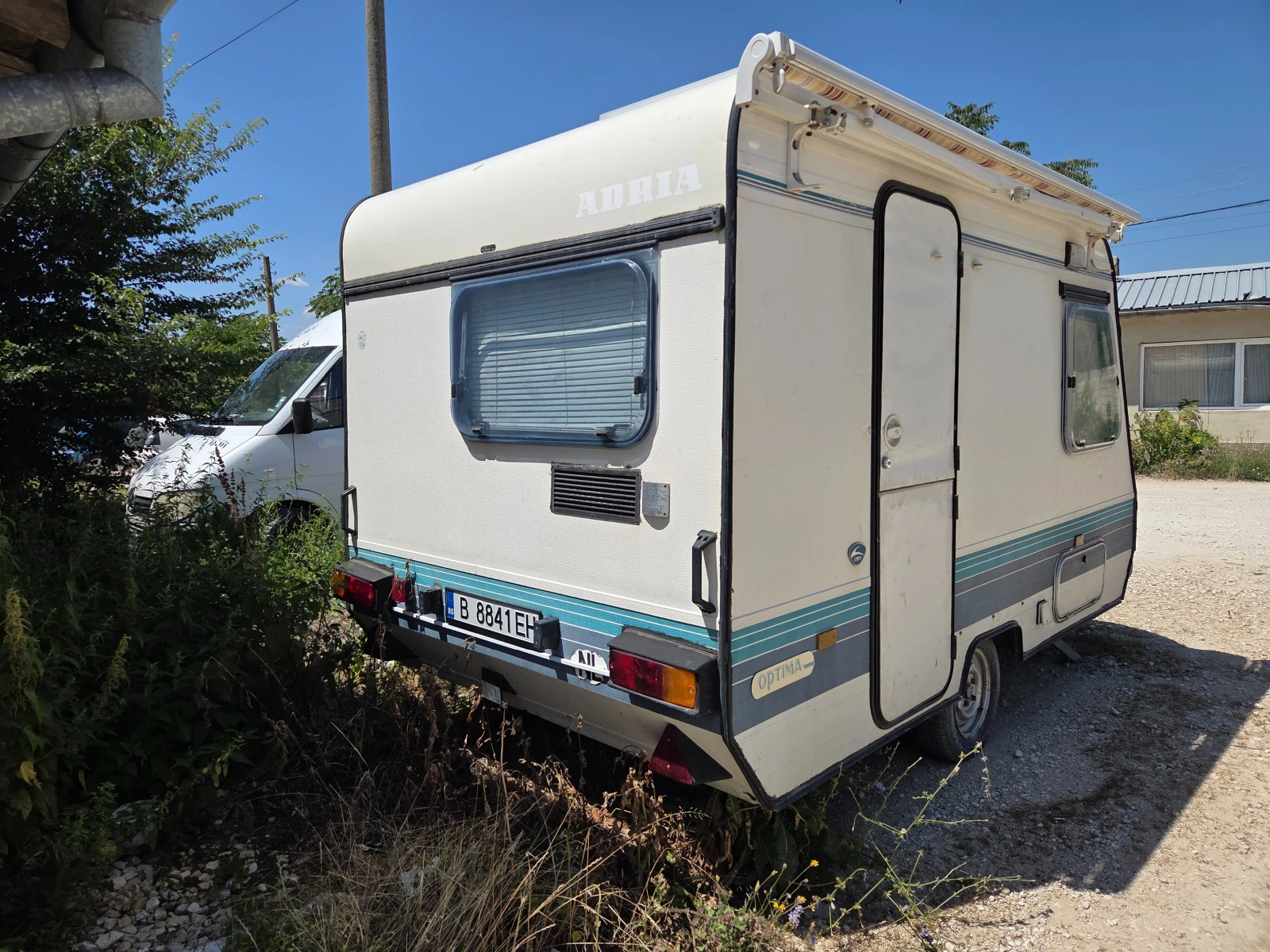 Каравана Adria optima 4256 TE, снимка 2 - Каравани и кемпери - 56137111