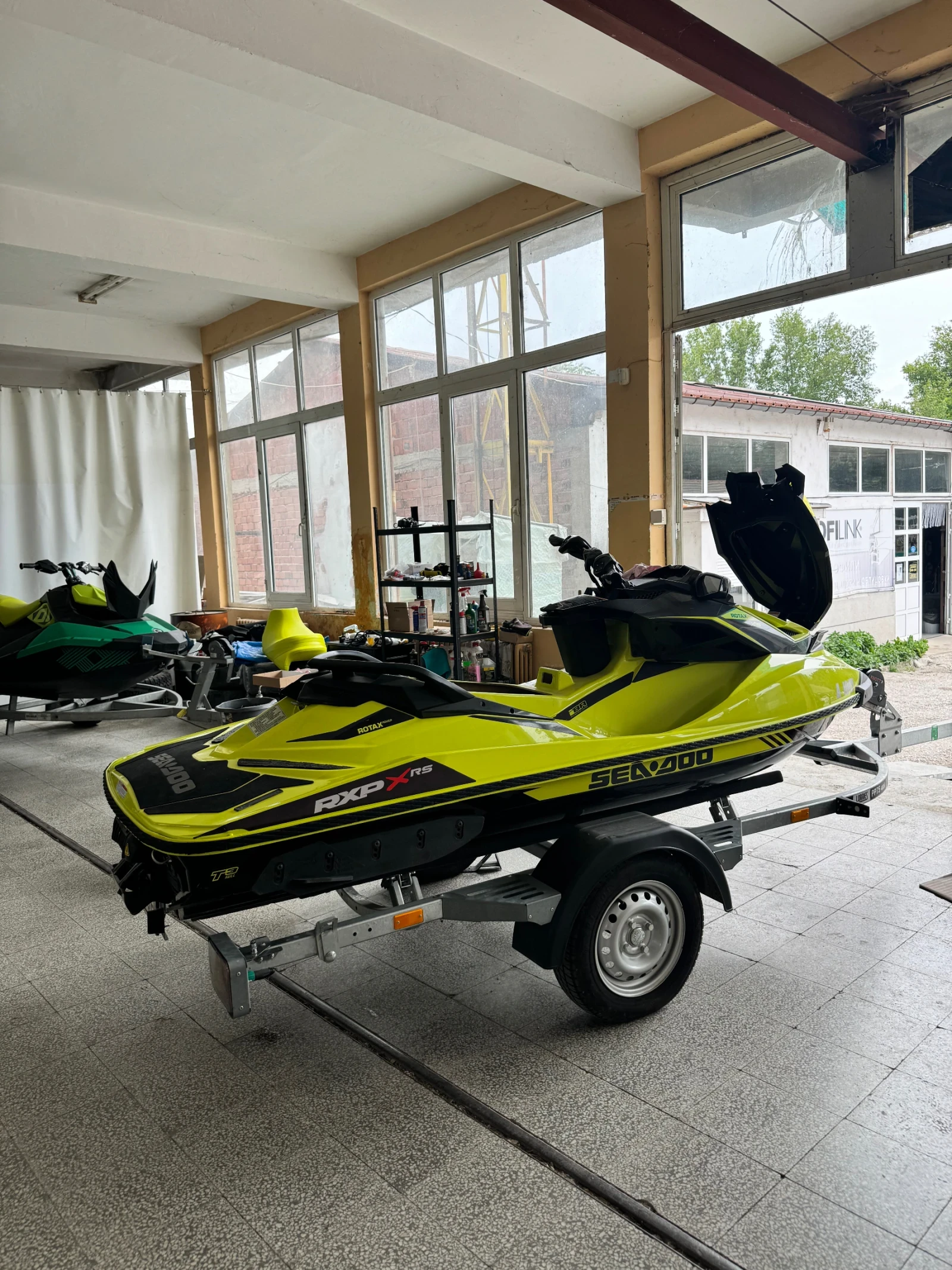 Джет Bombardier Sea Doo  SEA-DOO RXP 300 - изображение 4