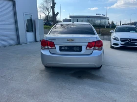 Chevrolet Cruze 1.6 Газ, снимка 10