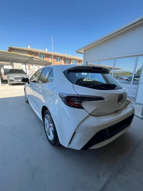 Toyota Corolla 1.8 Hybrid Dynamic Business | Mobile.bg    5