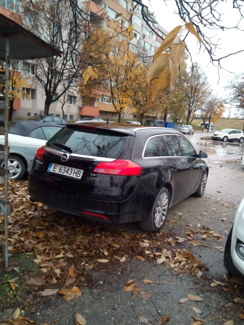 Opel Insignia sport turer, снимка 4 - Автомобили и джипове - 47251947