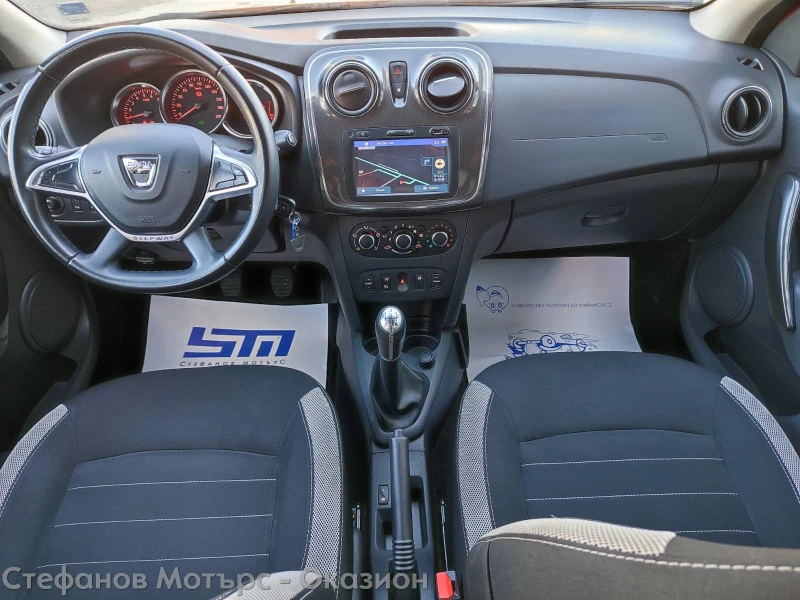 Dacia Sandero 0.9cc Бензин (90hp) MT5, снимка 11 - Автомобили и джипове - 48197406