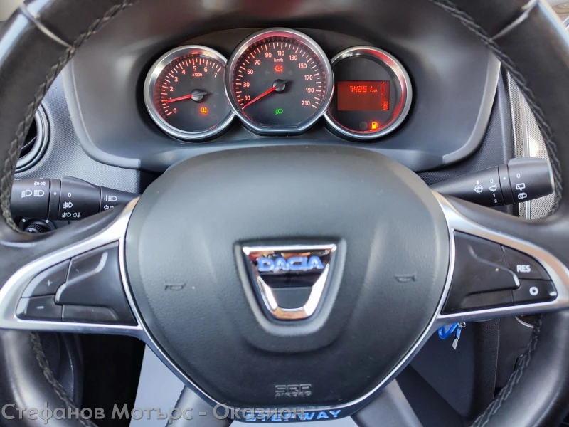 Dacia Sandero 0.9cc Бензин (90hp) MT5, снимка 9 - Автомобили и джипове - 48197406