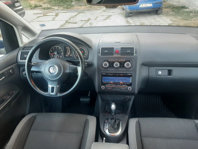 VW Touran СПЕШНО , снимка 14 - Автомобили и джипове - 49324446