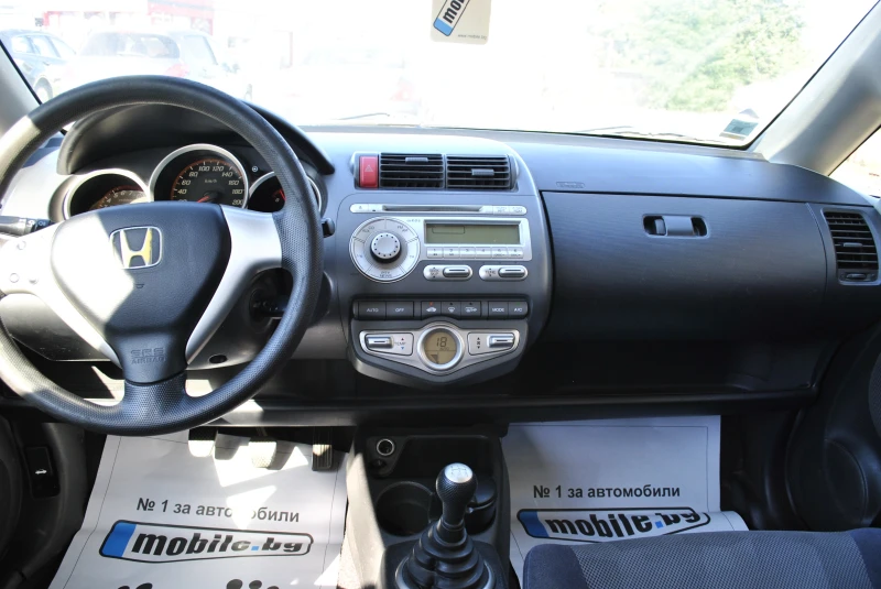 Honda Jazz 1.4, снимка 11 - Автомобили и джипове - 51142047