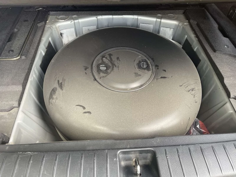 Subaru Legacy 2.5i LPG, снимка 14 - Автомобили и джипове - 51546378