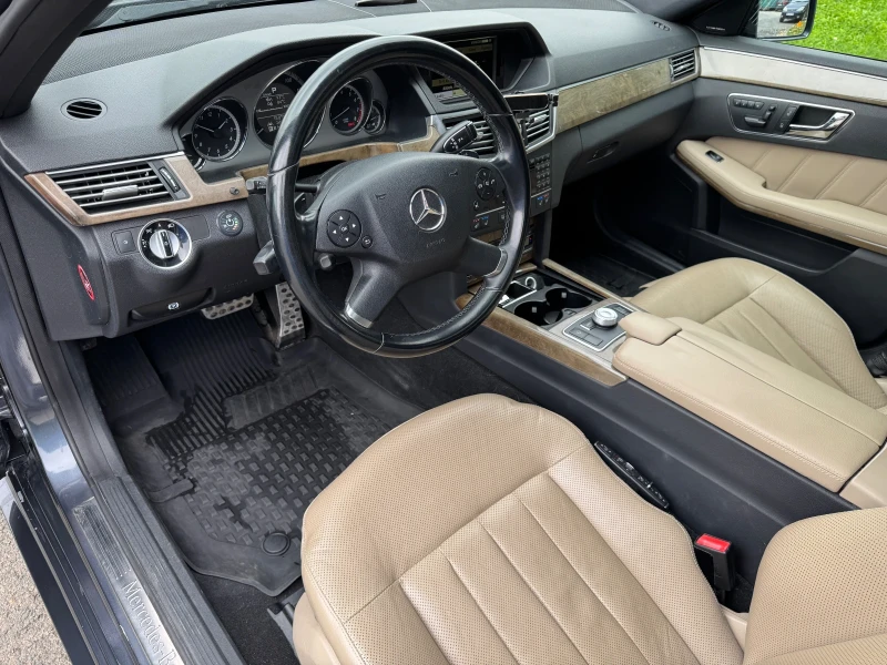 Mercedes-Benz E 500 ПЕРФЕКТЕН * 5.5 * M273 * ГАЗ, снимка 12 - Автомобили и джипове - 52555427