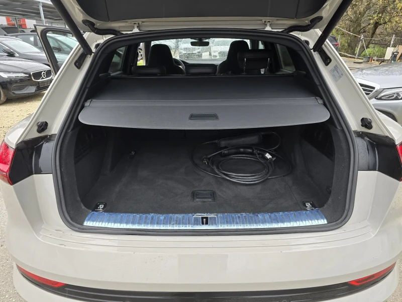 Audi E-Tron 55 QUATTRO EVOLUTION Гаранция Лизинг, снимка 14 - Автомобили и джипове - 52639292