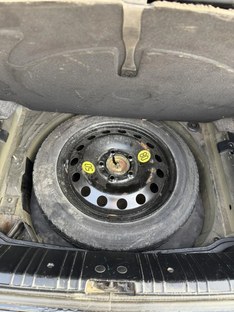 BMW 320 D, снимка 6 - Автомобили и джипове - 52756972