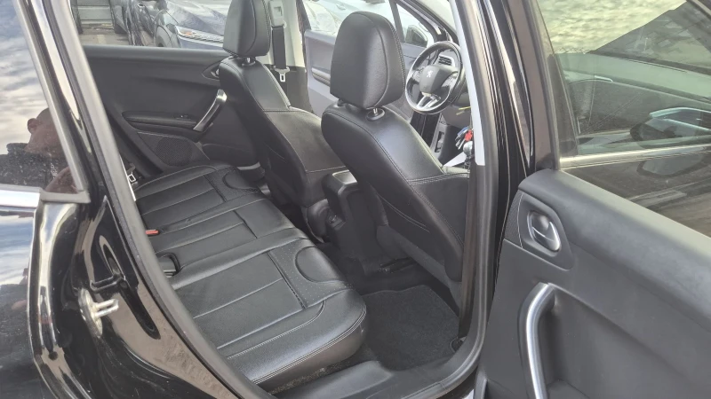 Peugeot 2008 1.2бензин кожа, нави, снимка 11 - Автомобили и джипове - 52855700