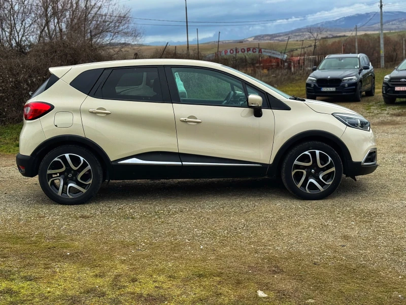Renault Captur 1.5 DCi НАПЪЛНО ОБСЛУЖЕНА, снимка 9 - Автомобили и джипове - 52990776