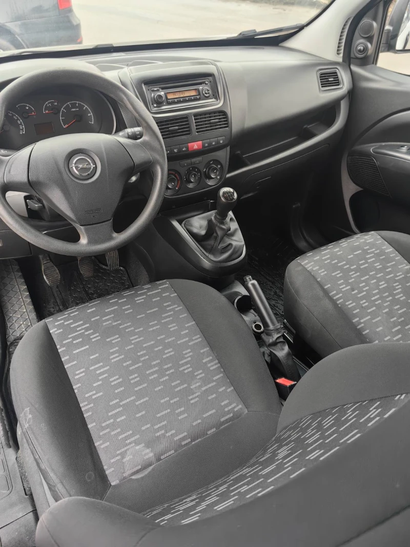 Opel Combo, снимка 9 - Автомобили и джипове - 53220388