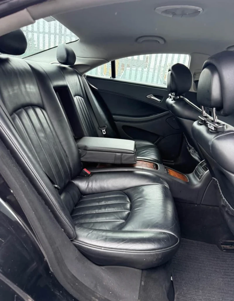 Mercedes-Benz CLS 320, снимка 8 - Автомобили и джипове - 53499252