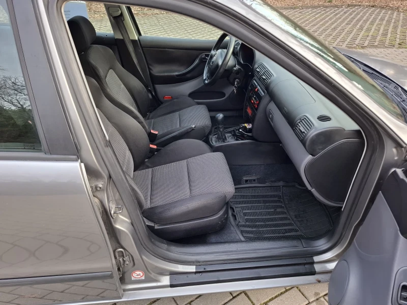 Seat Leon 1.9TDI/110HP, снимка 8 - Автомобили и джипове - 53595807