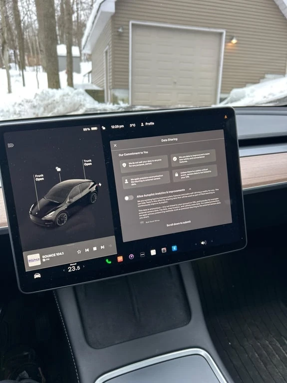 Tesla Model Y * Long Range * CARFAX * БЕЗ ПЪРВОНАЧАЛНА ВНОСКА - изображение 8