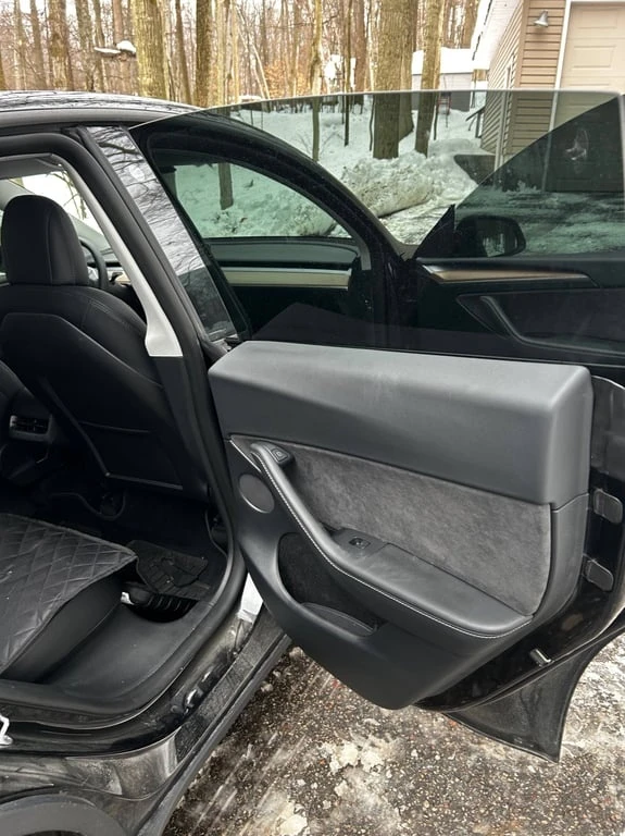 Tesla Model Y * Long Range * CARFAX * БЕЗ ПЪРВОНАЧАЛНА ВНОСКА, снимка 13 - Автомобили и джипове - 52867844