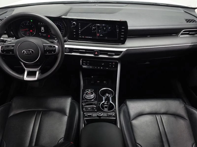 Kia K5 2.0 Automatic, снимка 8 - Автомобили и джипове - 55585899