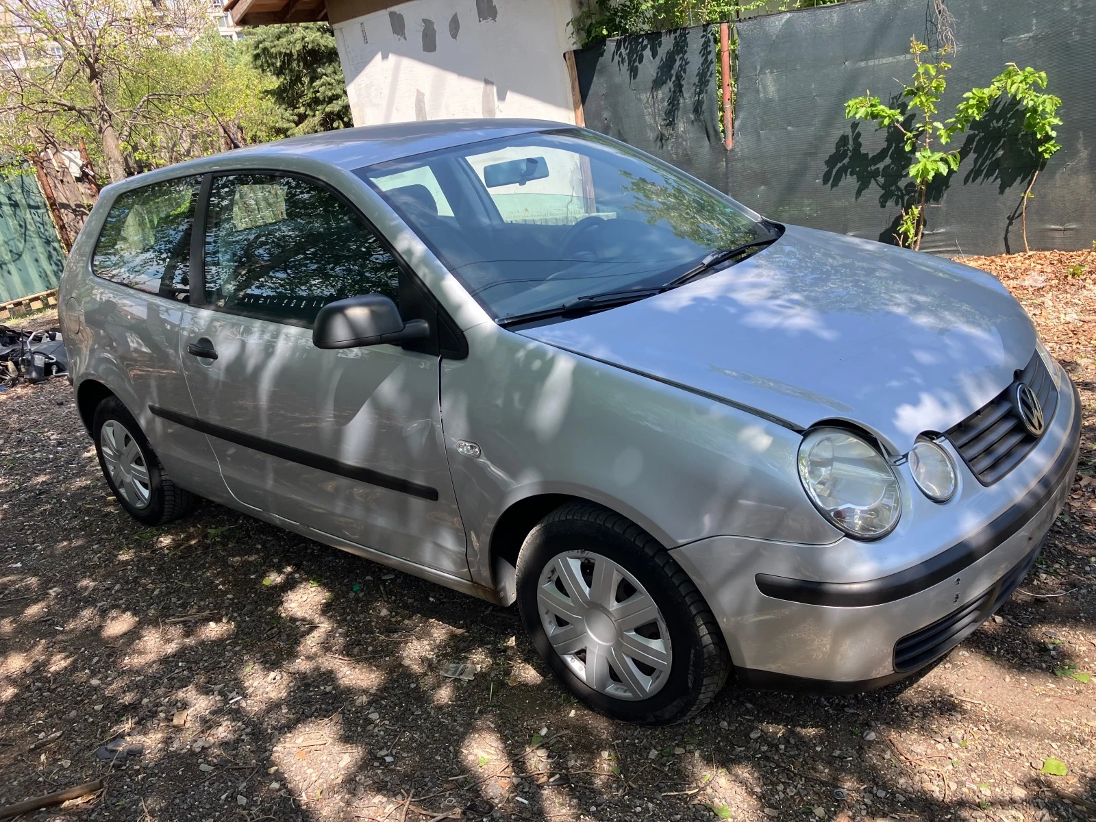 VW Polo 1.2 16в 3 цилиндъра - изображение 3