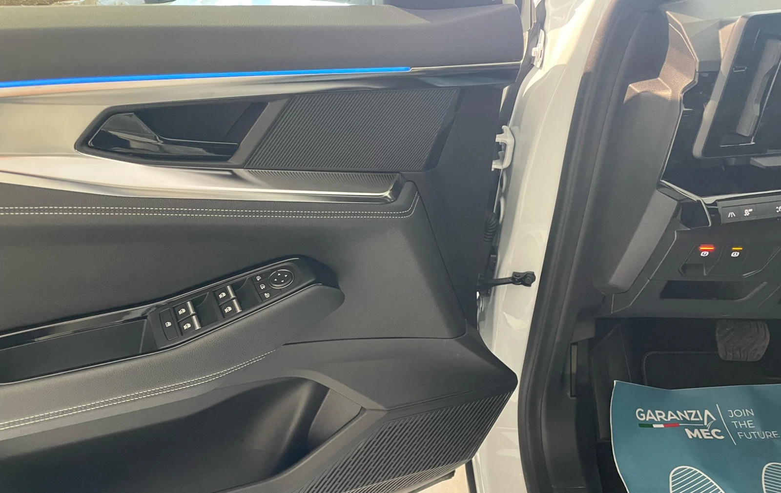 Renault Austral 1.3 160hp EU6  - изображение 10