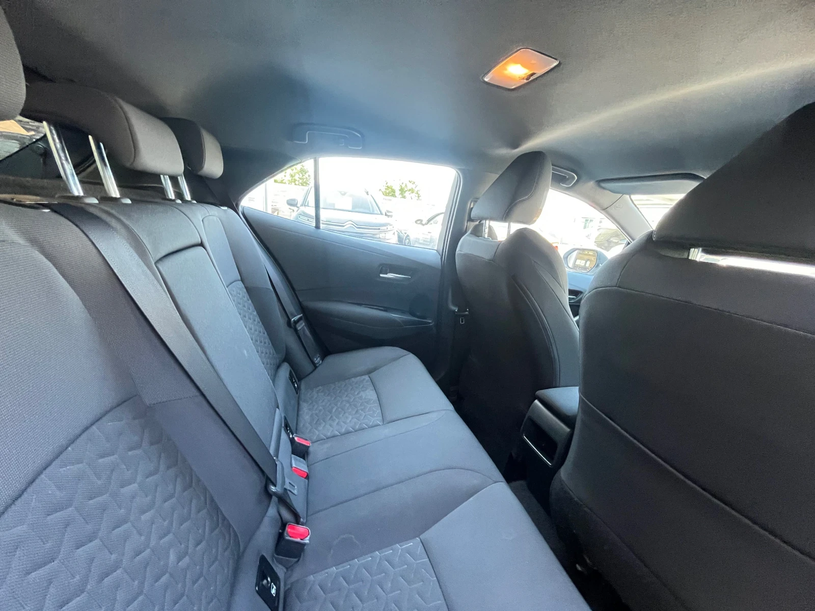 Toyota Corolla 1.8 Hybrid Dynamic Business | Mobile.bg   13