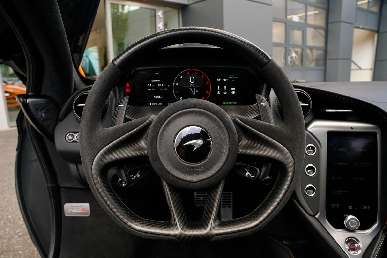 McLaren 720 S 750S COUPE FULL CARBON CERAMIC B&W | Mobile.bg   12