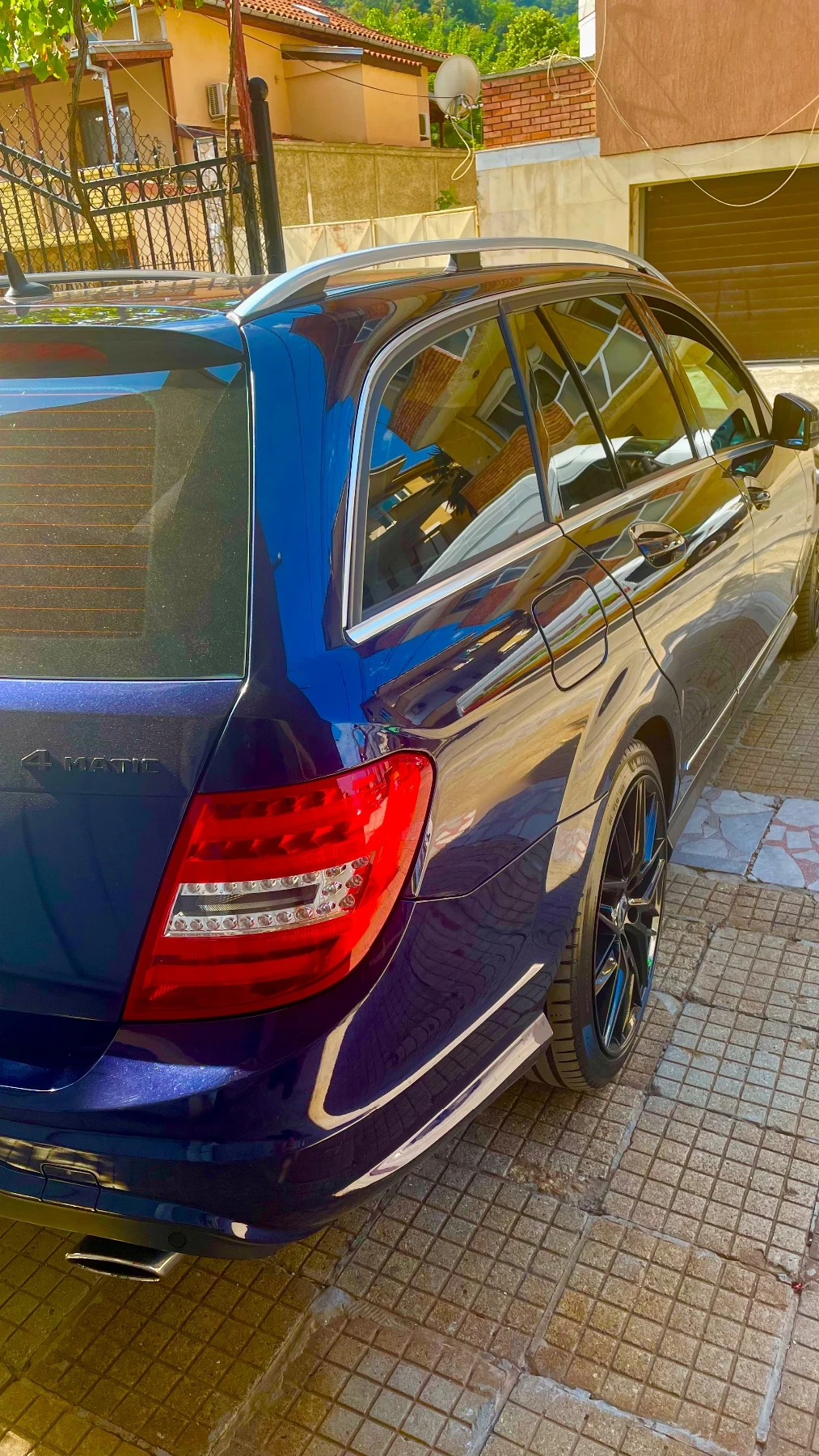 Mercedes-Benz C 300 AMG 4matic - изображение 6