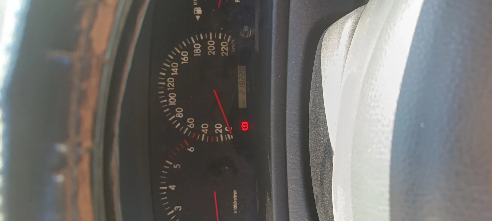 Toyota Corolla verso  - изображение 3