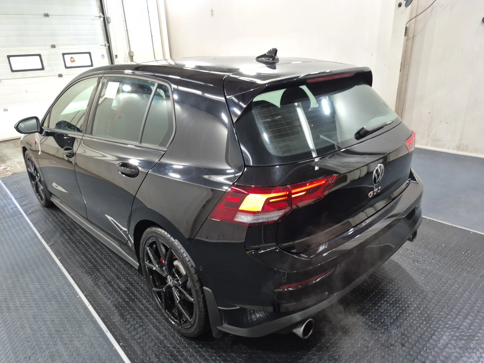 VW Golf * GTI * CARFAX *    | Mobile.bg   5