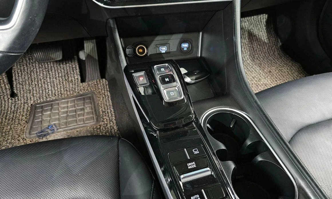 Hyundai Sonata 2.0 LPG Style * НАЙ-ДОБРА ЦЕНА В БЪЛГАРИЯ*  - изображение 9