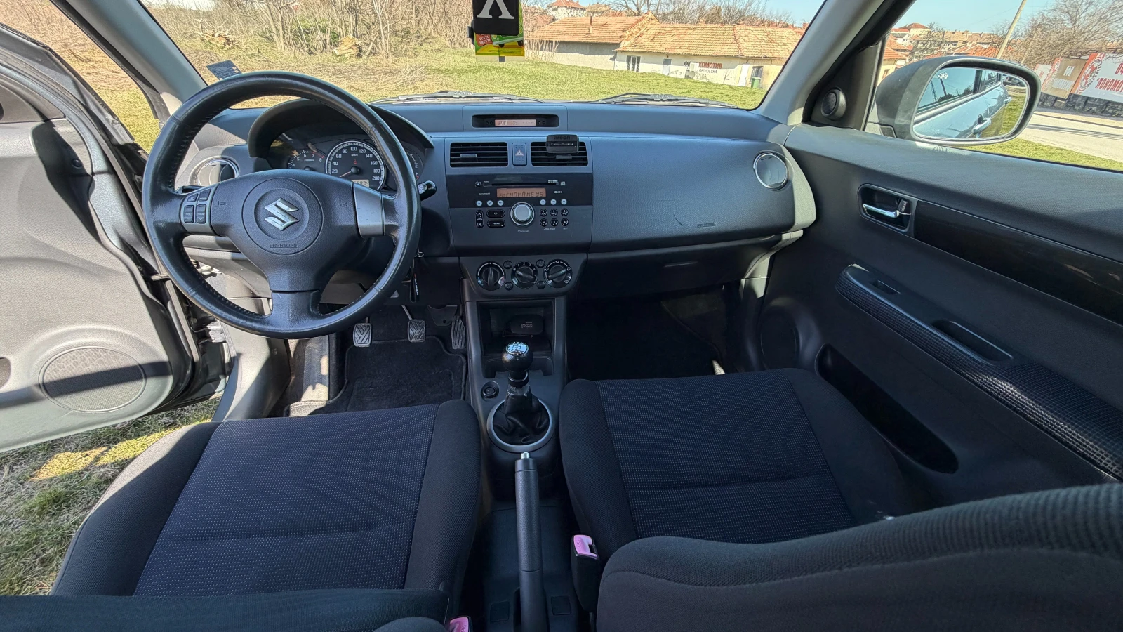 Suzuki Swift, снимка 8 - Автомобили и джипове - 53763996