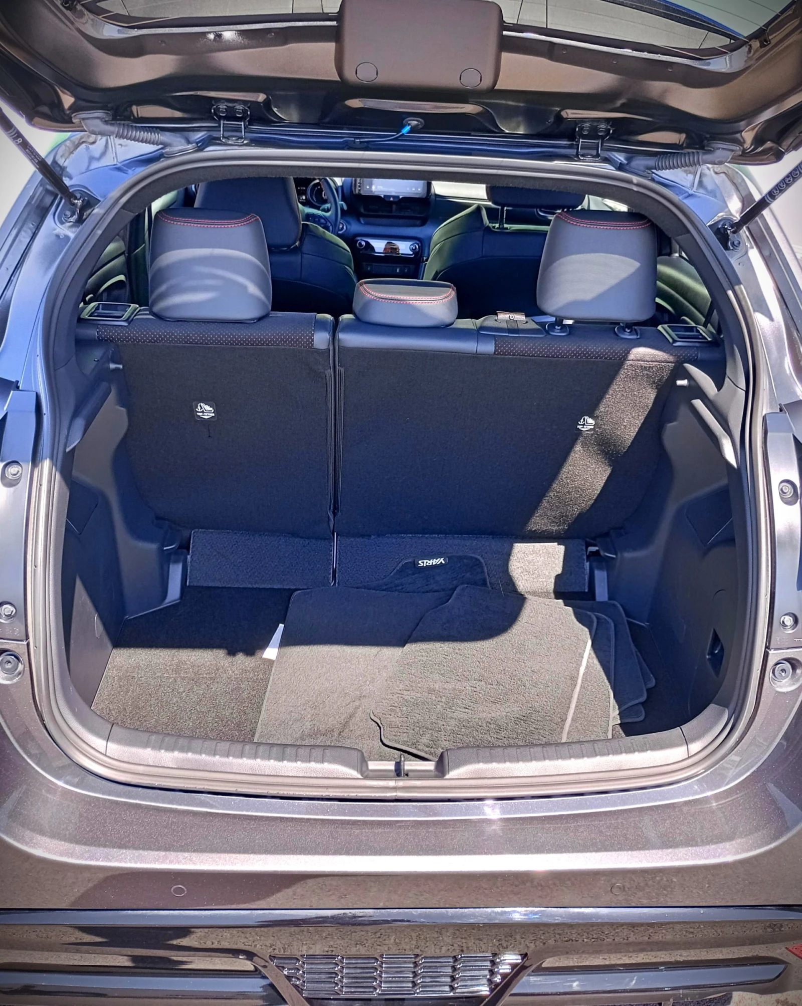 Toyota Yaris GR sport ����������� | Mobile.bg � ����������� 10