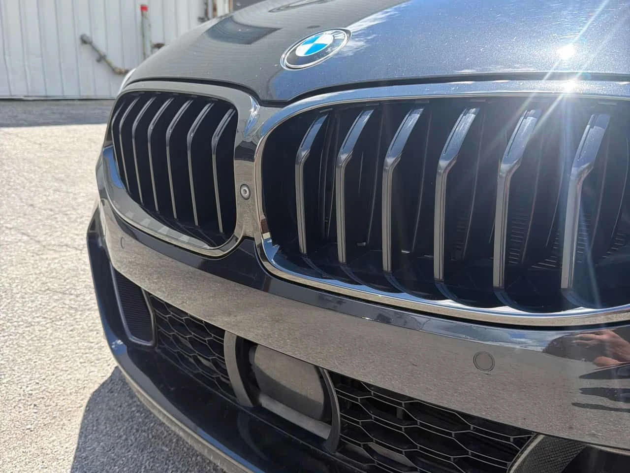 BMW 850 * xDrive * CARFAX * ЛАЗЕРИ * ЧЕРВЕН САЛОН * , снимка 15 - Автомобили и джипове - 54939254