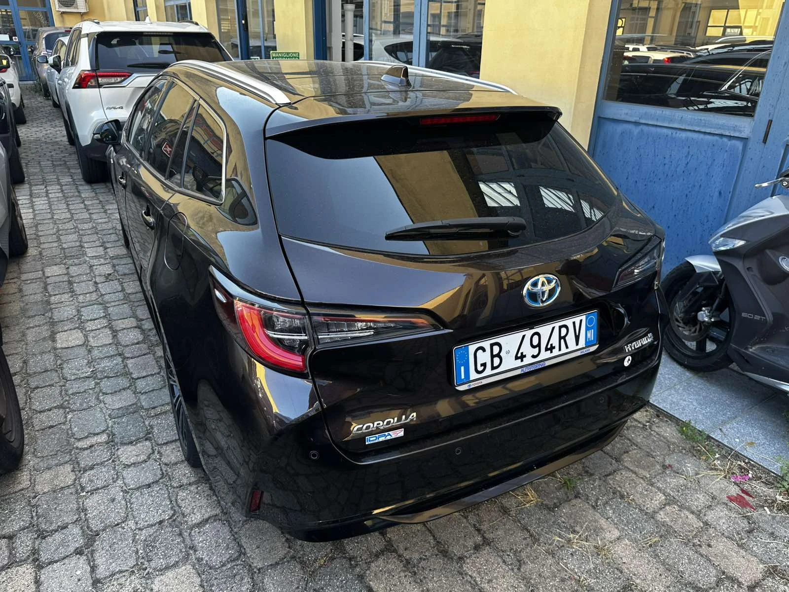 Toyota Corolla 2.0 TOURING SPORT HYBRID STYLE | Mobile.bg � ����������� 3