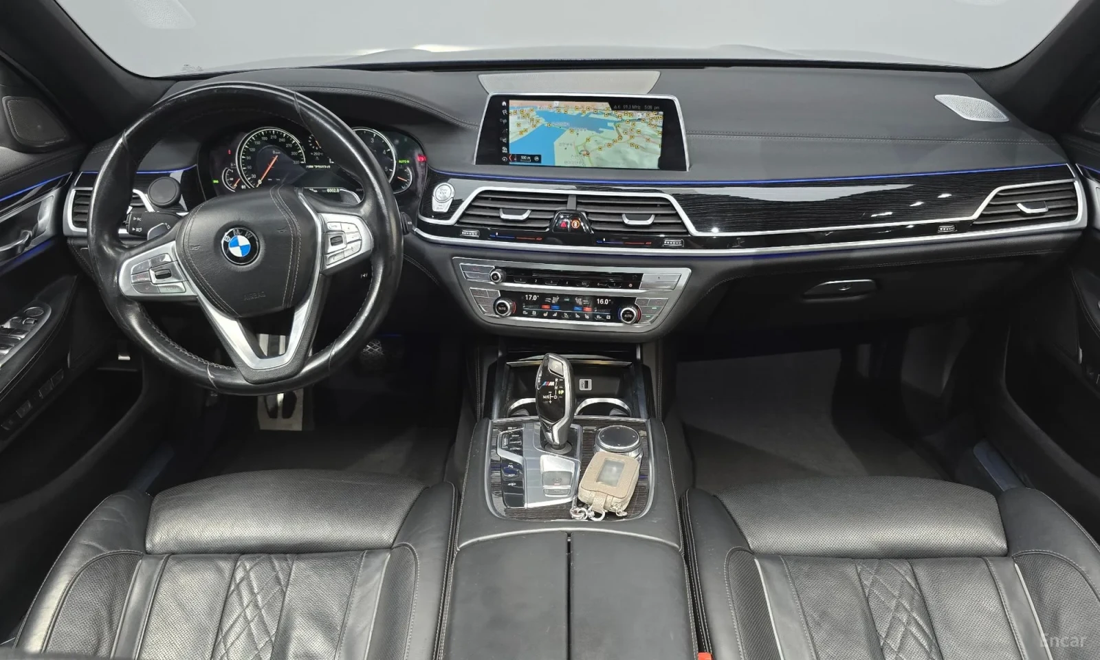 BMW 740 Реални километри\ Head up\ ТОП ЦЕНА, снимка 7 - Автомобили и джипове - 55571689
