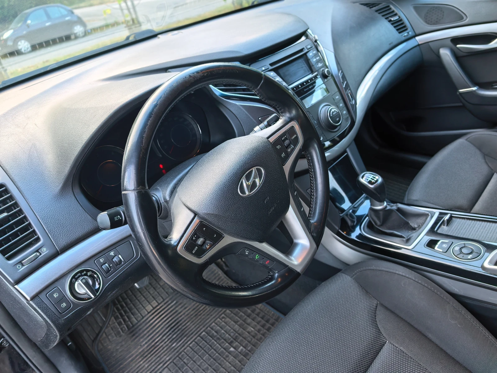 Hyundai I40, снимка 11 - Автомобили и джипове - 55629738