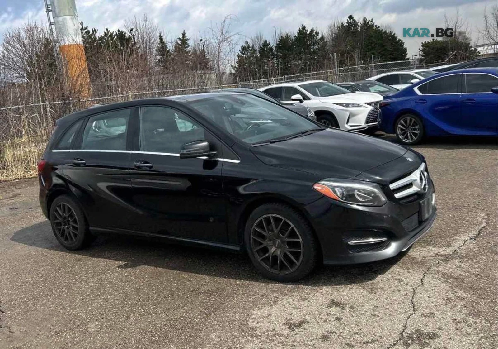 Mercedes-Benz B 250 Sports Tourer* АвтоКредит* (ЦЕНА ДО БГ), снимка 3 - Автомобили и джипове - 55845323