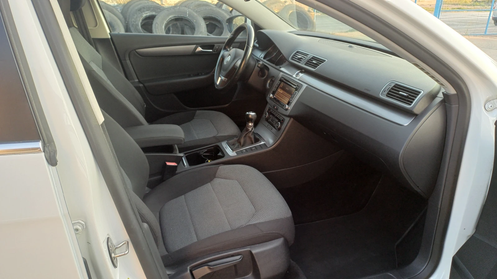 VW Passat 2.0 TDI 140k, снимка 7 - Автомобили и джипове - 55891264