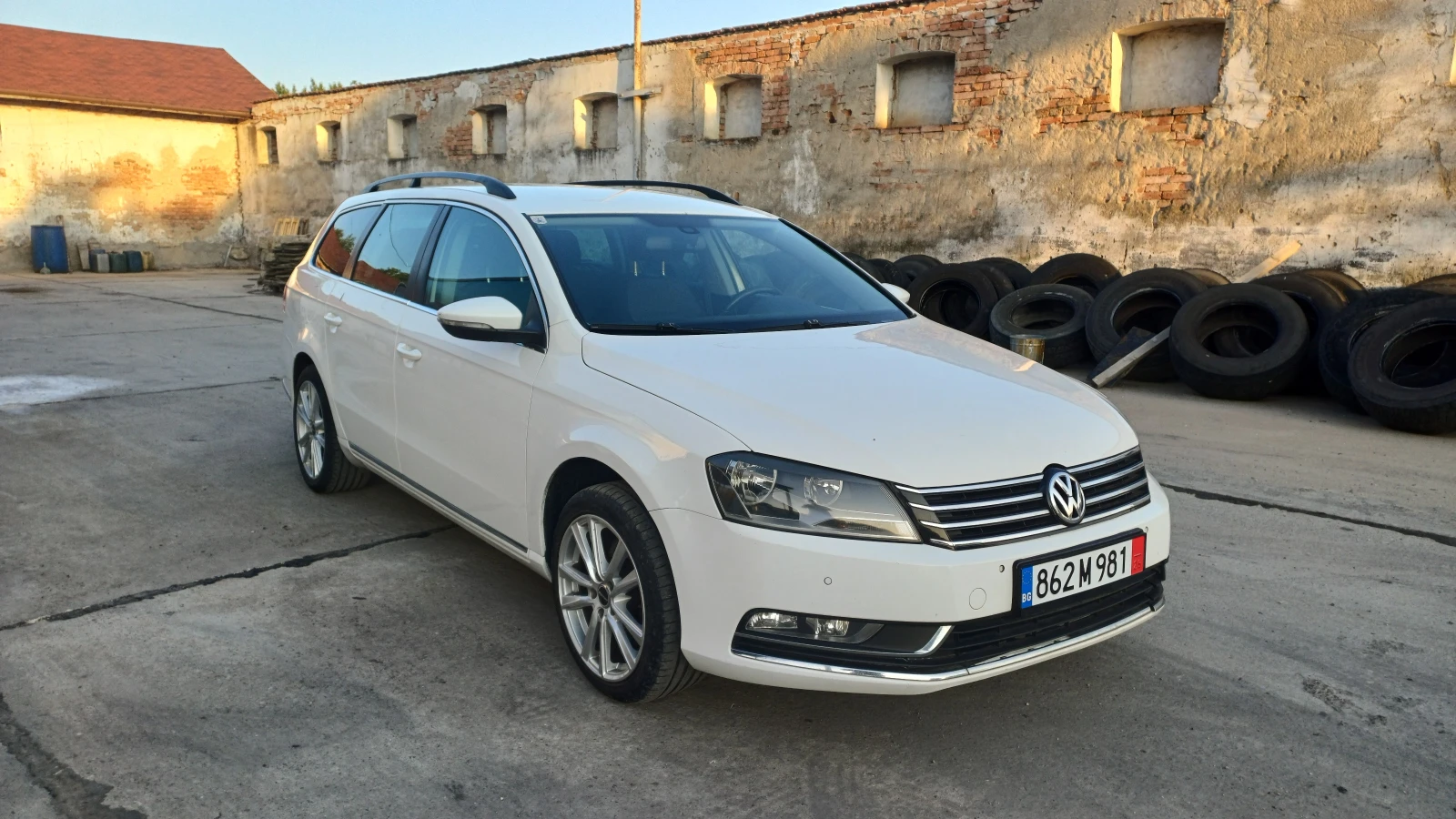 VW Passat 2.0 TDI 140k, снимка 2 - Автомобили и джипове - 55891264