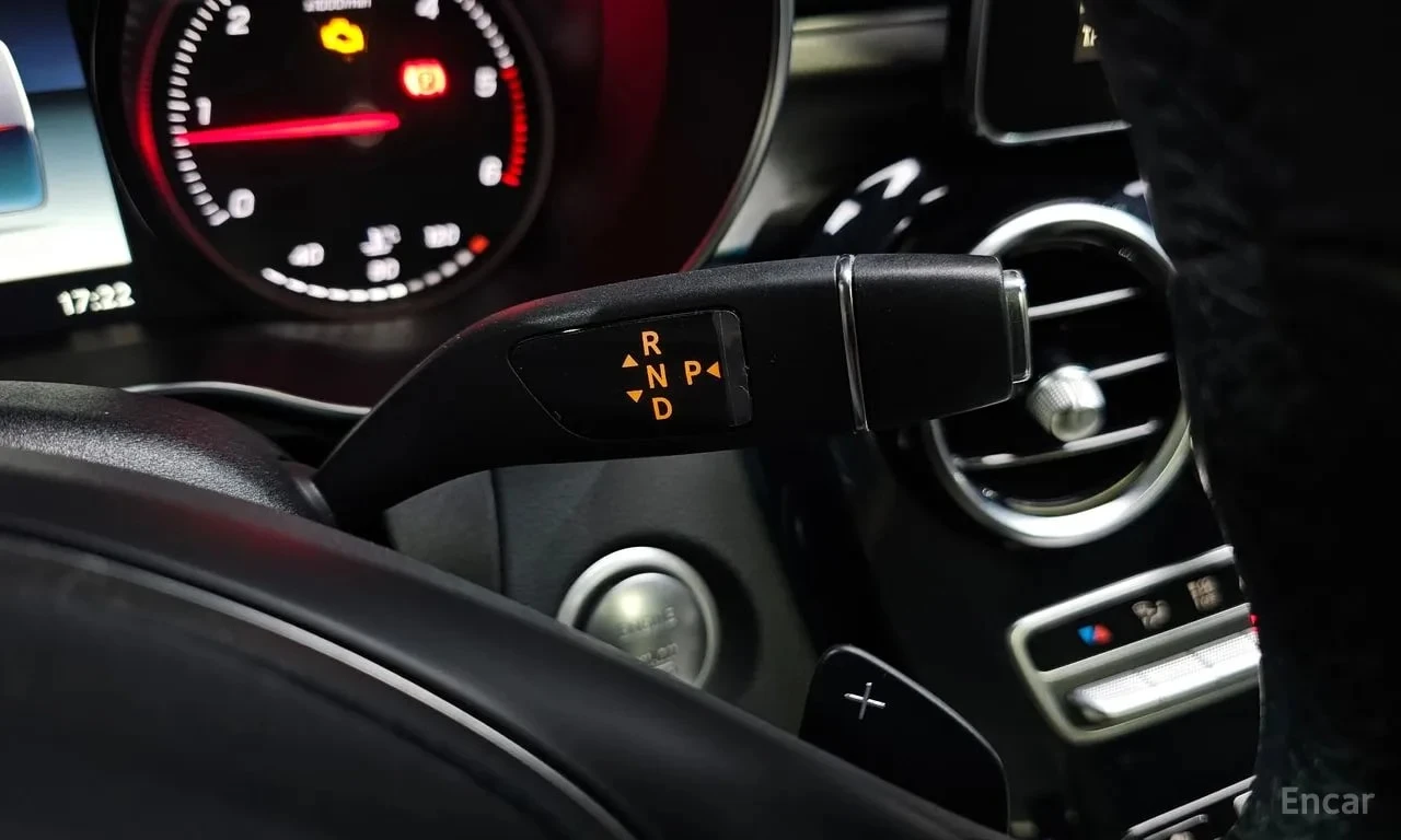 Mercedes-Benz C 220 * Avantgarde * ФИКСИРАНА ЦЕНА ДО БЪЛГАРИЯ, снимка 9 - Автомобили и джипове - 56104116