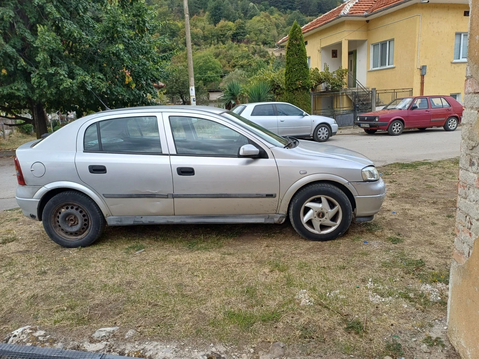 Opel Astra 1.6 Газ-бензин , снимка 5 - Автомобили и джипове - 56274474