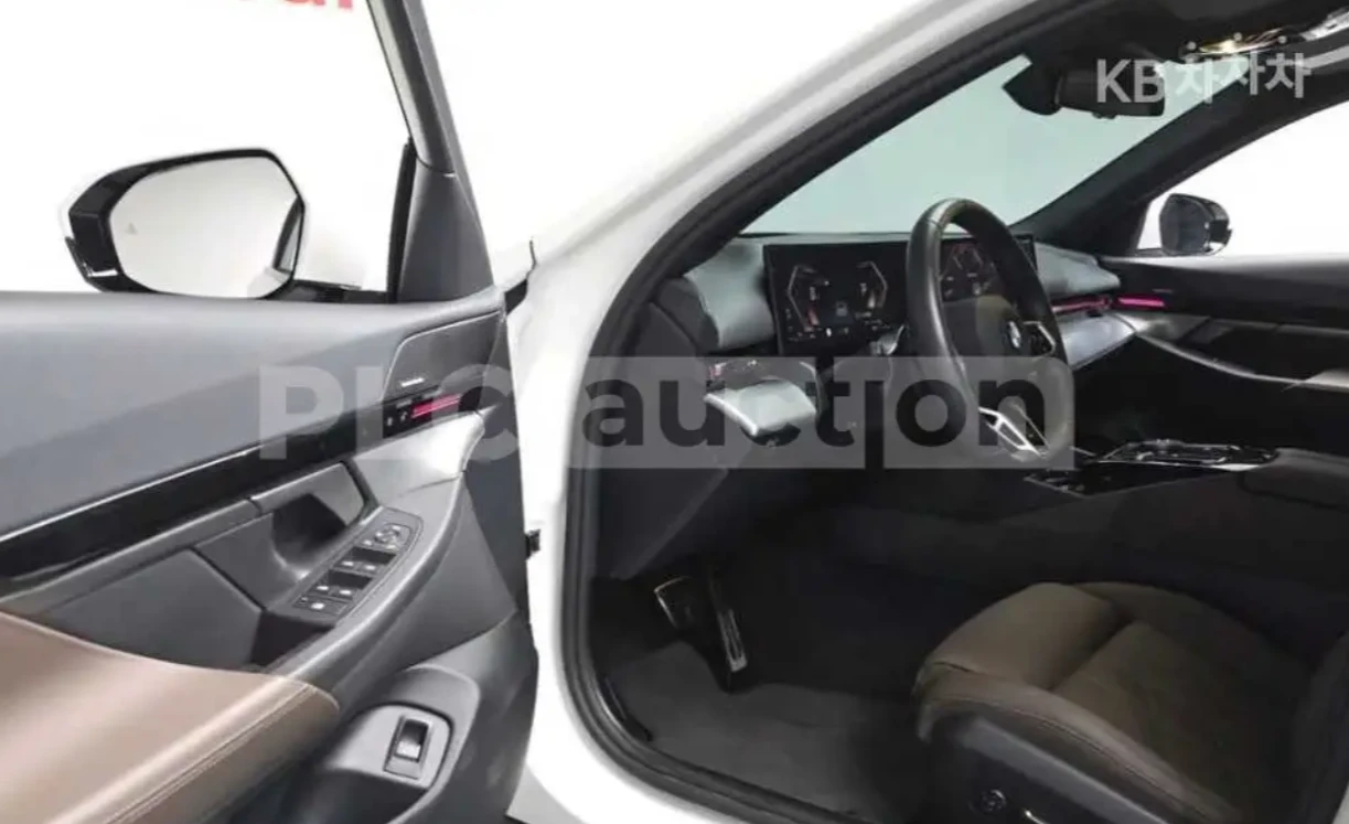 BMW 520 M SPORT | HARMAN KARDON, снимка 8 - Автомобили и джипове - 56311247