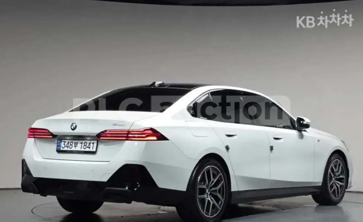 BMW 520 M SPORT | HARMAN KARDON, снимка 5 - Автомобили и джипове - 56311247