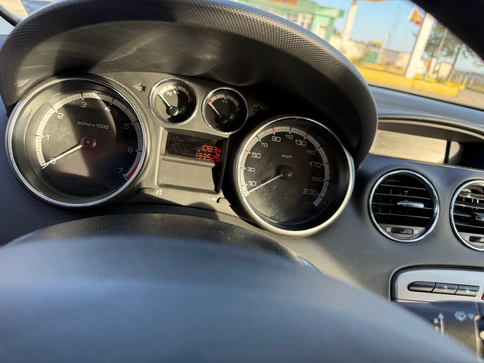 Peugeot 308 1.6i, снимка 8 - Автомобили и джипове - 56403183