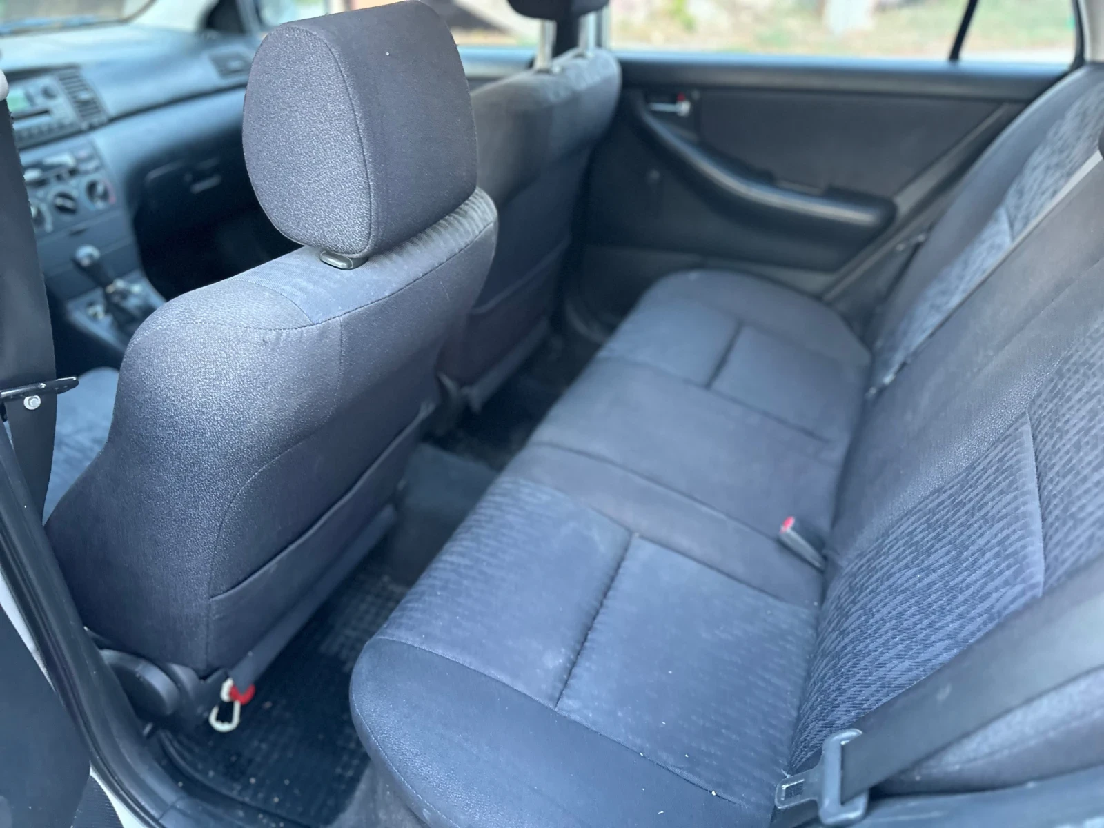 Toyota Corolla 2.0d4d, снимка 8 - Автомобили и джипове - 56434866