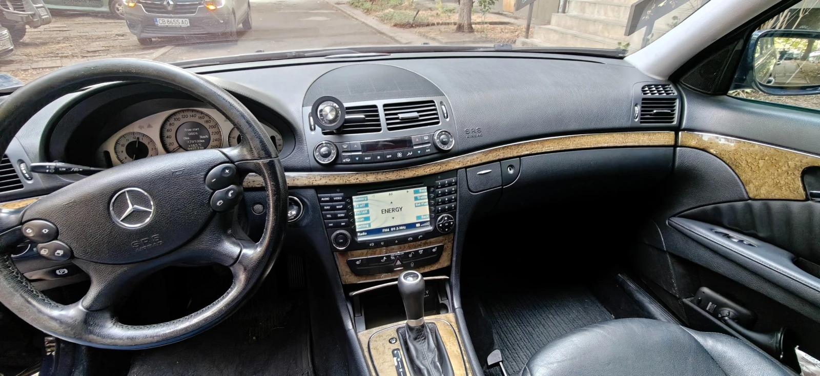 Mercedes-Benz E 320 W211 Facelift, снимка 9 - Автомобили и джипове - 56462513