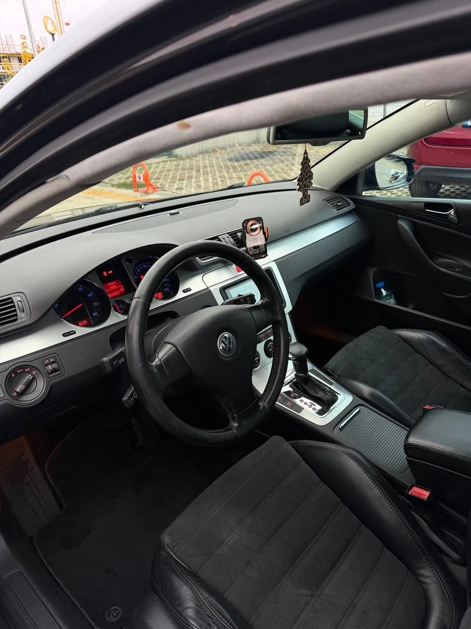 VW Passat Variant, снимка 2 - Автомобили и джипове - 56705602